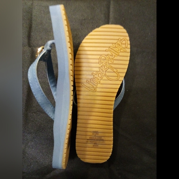 Lindsay Phillips - NWT Yoga Mat Foot bed, Logo Button Non-Slip Soles, Denim Blue - Picture 5 of 15